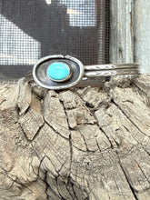 Load image into Gallery viewer, Silver Song Cuff
