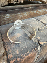 Load image into Gallery viewer, Easy Flow Cuff