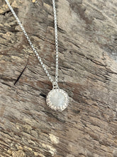 Load image into Gallery viewer, Moonshadow Labradorite Necklace