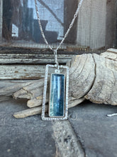 Load image into Gallery viewer, Sleek Kyanite Necklace