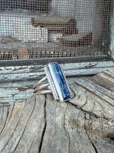 Load image into Gallery viewer, Strident Kyanite Ring