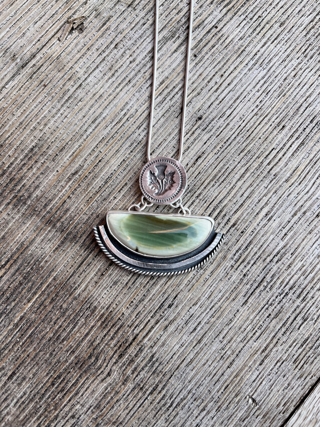 Soft and smooth Pendant