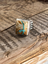 Load image into Gallery viewer, Nature Lovers Turquoise Ring
