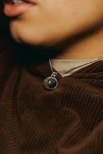 Load image into Gallery viewer, Moonshadow Labradorite Necklace
